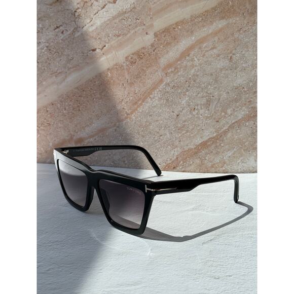 NEW Tom Ford FT1110 Eden Sunglasses in Black